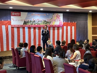 4 前夜祭松井市長.JPG